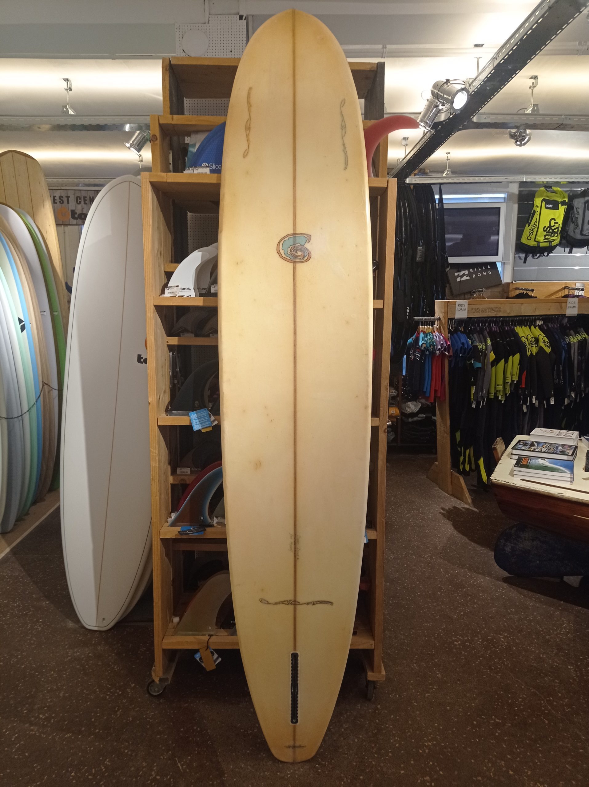 9'1 used longboard house of lifestyle Noordzee Boardstore
